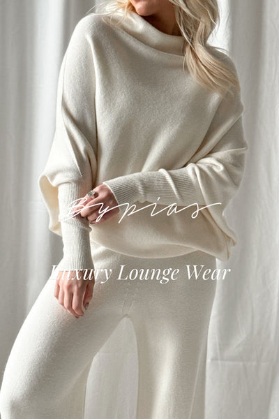 Love Me asymmetric knit, off white – BYPIAS