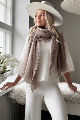 Cashmere love scarf, taupe