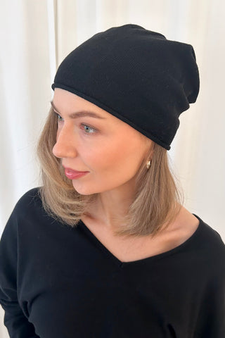 Cashmere Muse beanie, musta