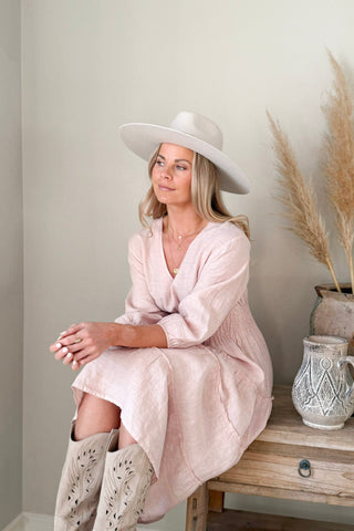 Celina linen dress, light pink