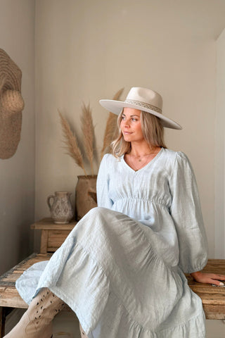 Charly linen dress, light blue