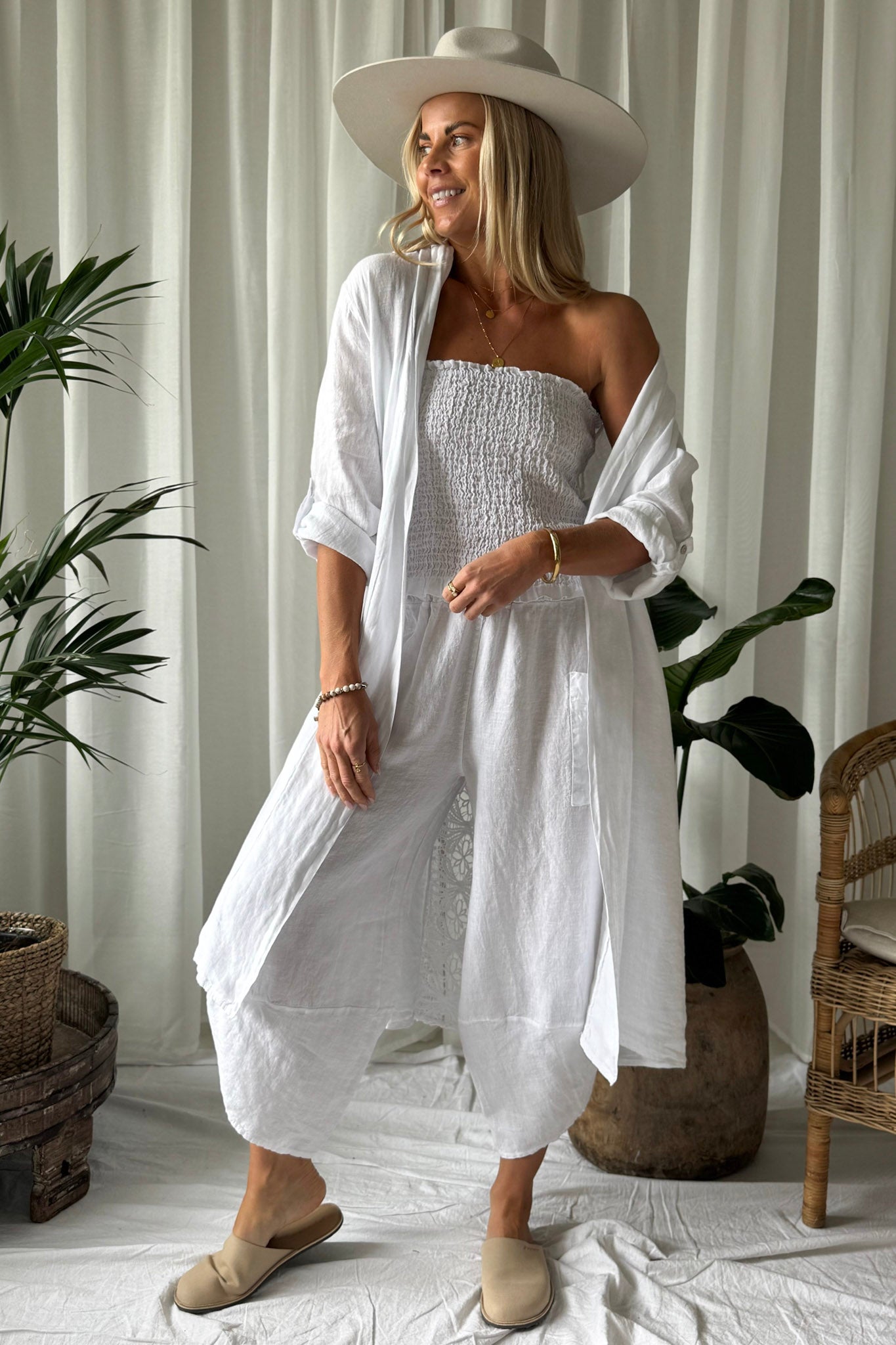 Cora linen top, white – BYPIAS