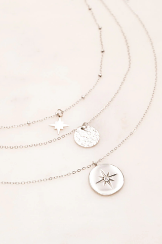 Elicia kaulakoru, hopea