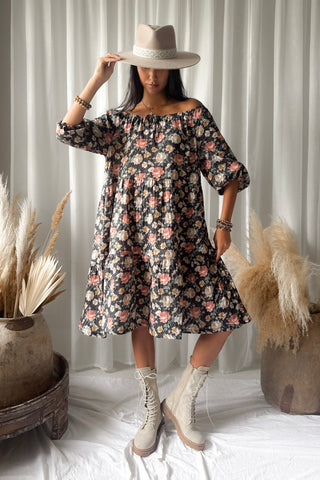 Emilia puuvillamekko, black cottage floral