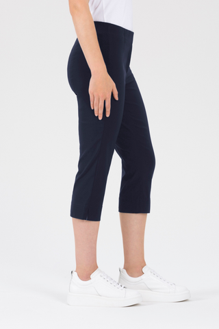 Ina stretch caprit, musta