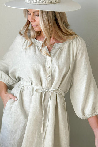 Lucia pellavamekko, sand