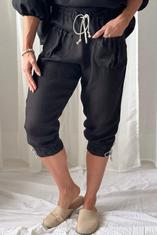 Mameluk linen capris, black