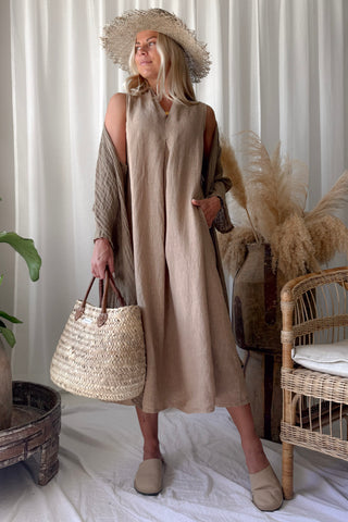 Mila pellavamekko, safari
