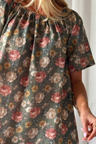 Moraira puuvillamekko midi, camo cottage floral