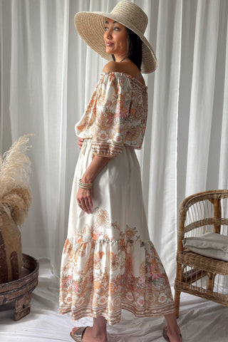 Nikki silkkiviskoosimekko, magic villa beige