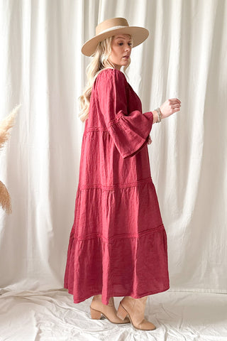 Octavia pellavamekko, red wine