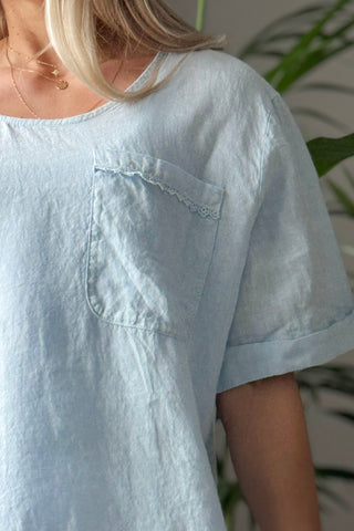 Oliva linen top, light blue