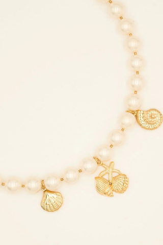 Onaissa Beaded Necklace, white
