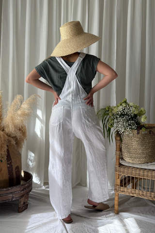 Painter linen jumpsuit, white