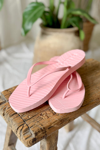Flip flops, pink sorbet