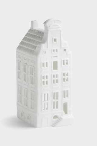 Talolyhty canal house, steps