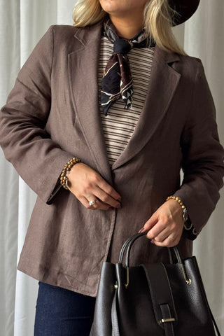 Timeless linen blazer, coffee