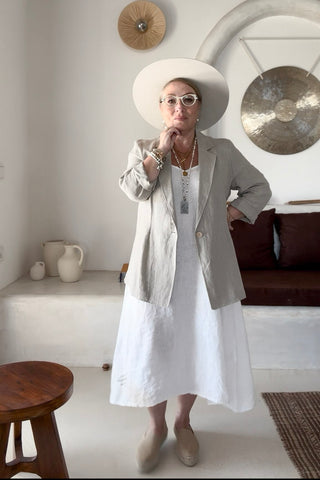 Timeless linen blazer, natural