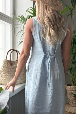 Valencia linen dress, light blue