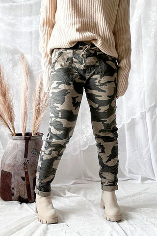 Camouflage joggers, beige