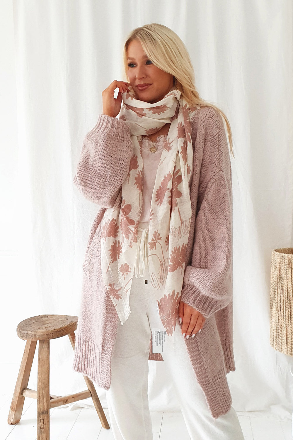 Lilium wool scarf, light pink – UUSI BYPIAS