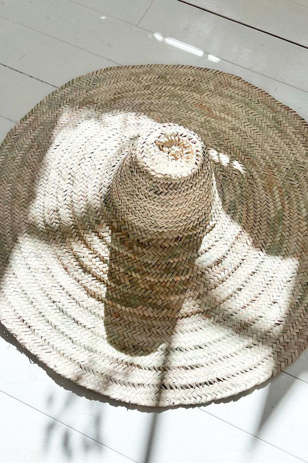 Mallorca hattu, natural
