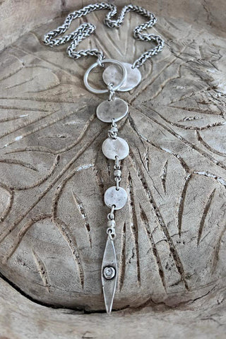 Divine necklace, silver