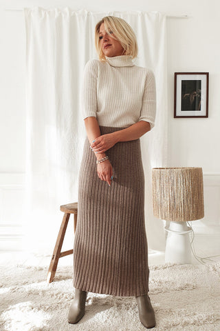 Sassy knit skirt, taupe